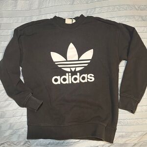 Adidas crewneck sweatshirt